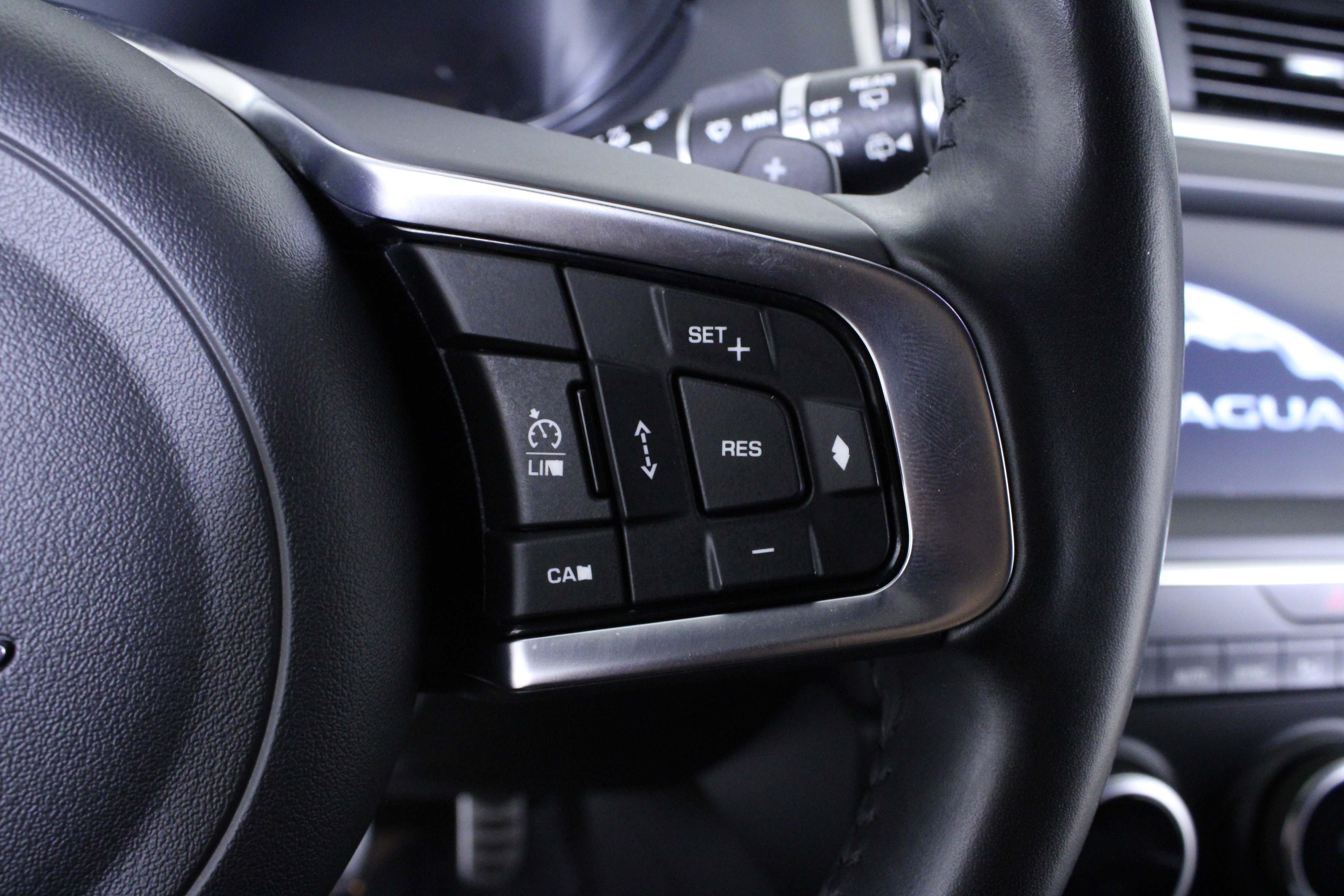 Used 2020 Jaguar E-PACE Checkered Flag image 24