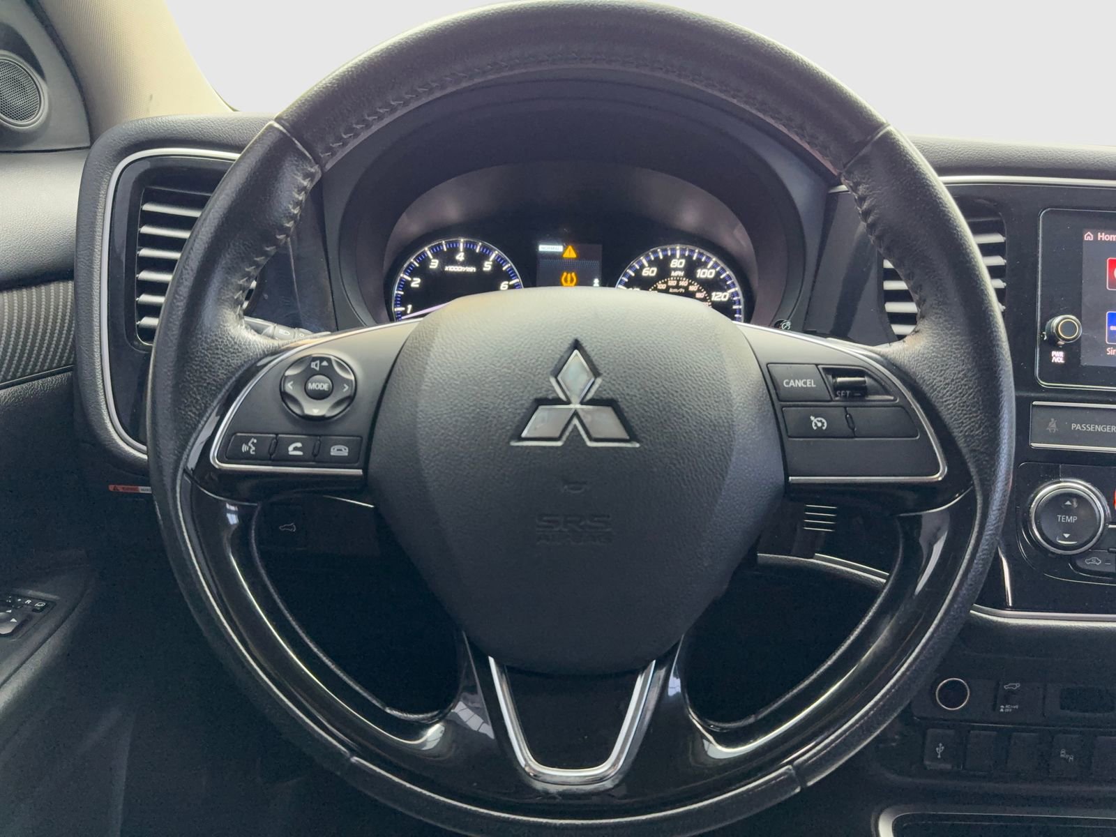 Used 2019 Mitsubishi Outlander SEL image 19