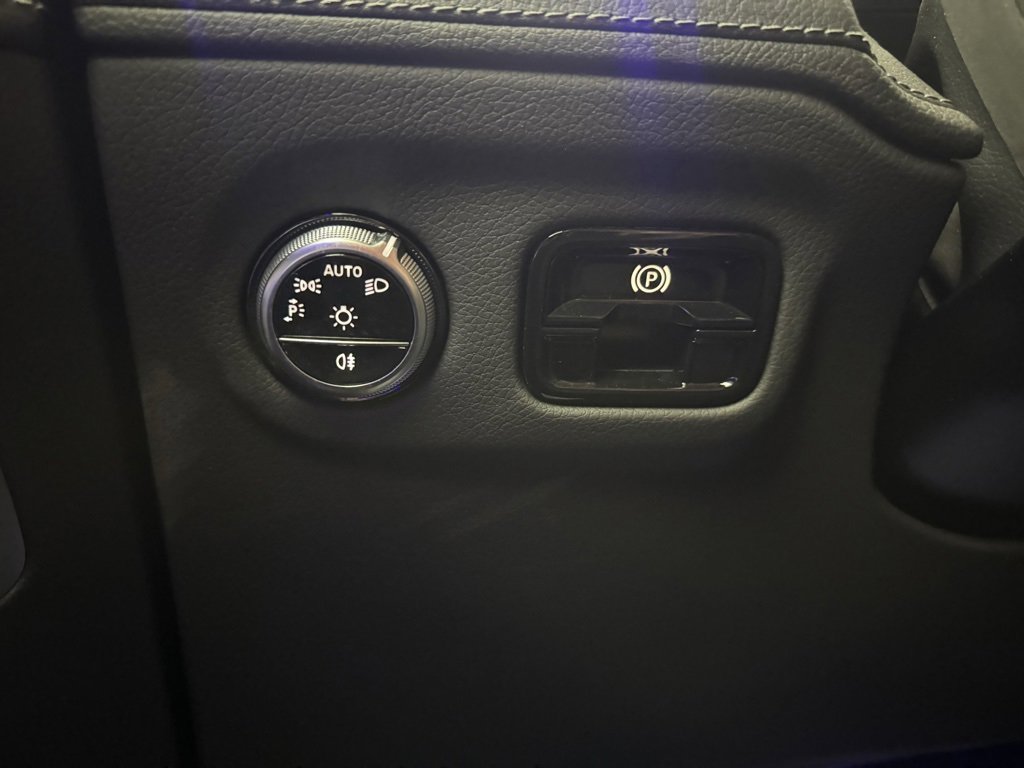 Used 2025 Mercedes-Benz EQE 350+ 4MATIC SUV image 24