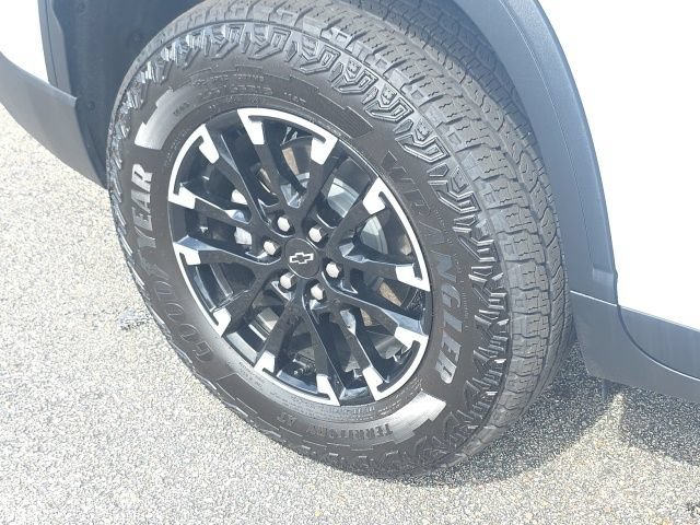 Used 2026 Chevrolet Traverse Z71 w/ LPO, Illumination Package AWD/4WD image 10