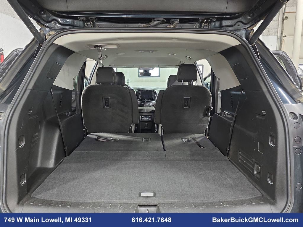 Used 2020 Chevrolet Traverse LT w/ Driver Confidence II Package image 14