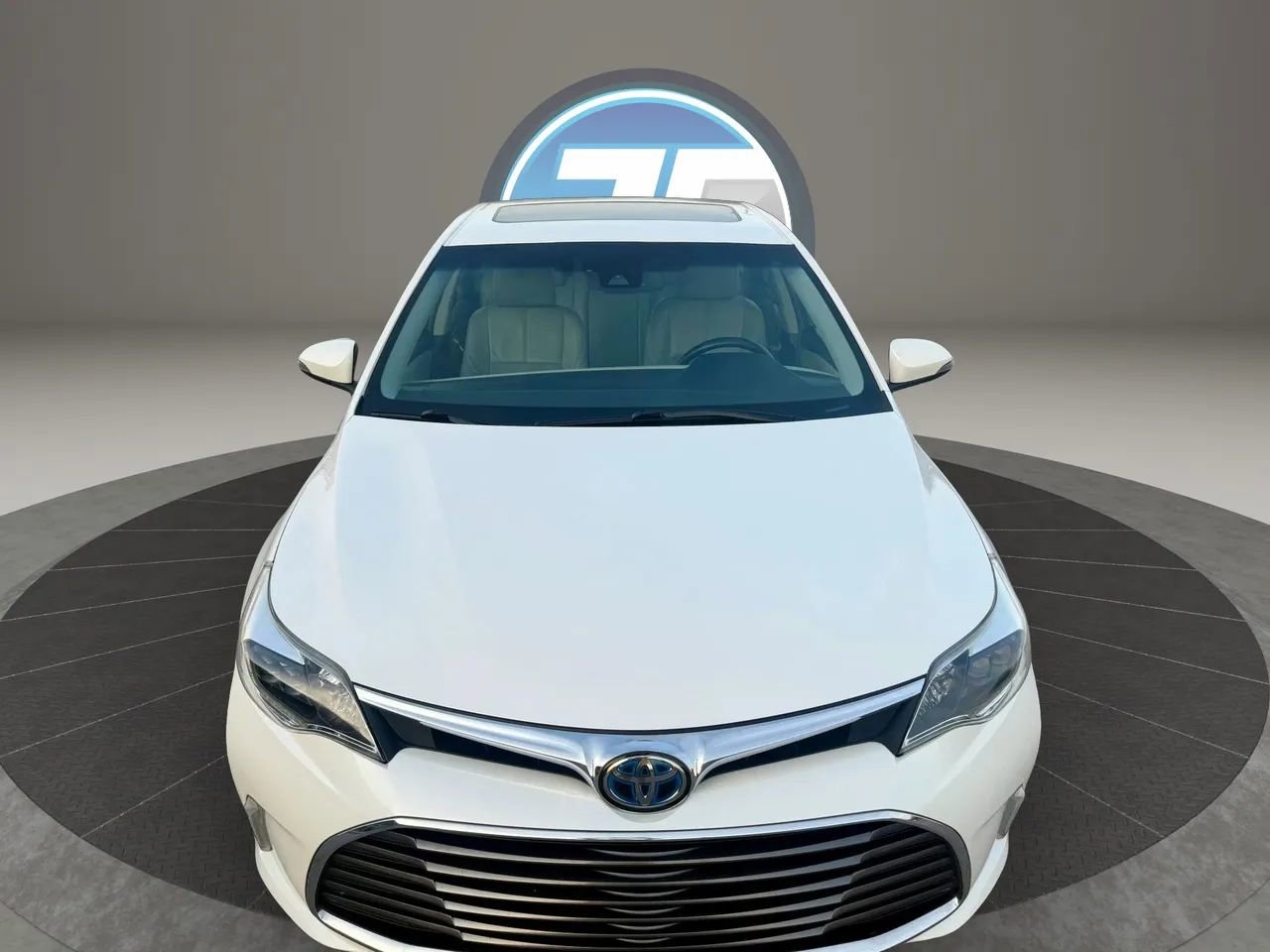 Used 2018 Toyota Avalon Limited image 24