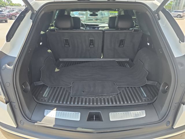 Used 2020 Cadillac XT5 Sportv w/ LPO, Floor Liner Package AWD/4WD image 28