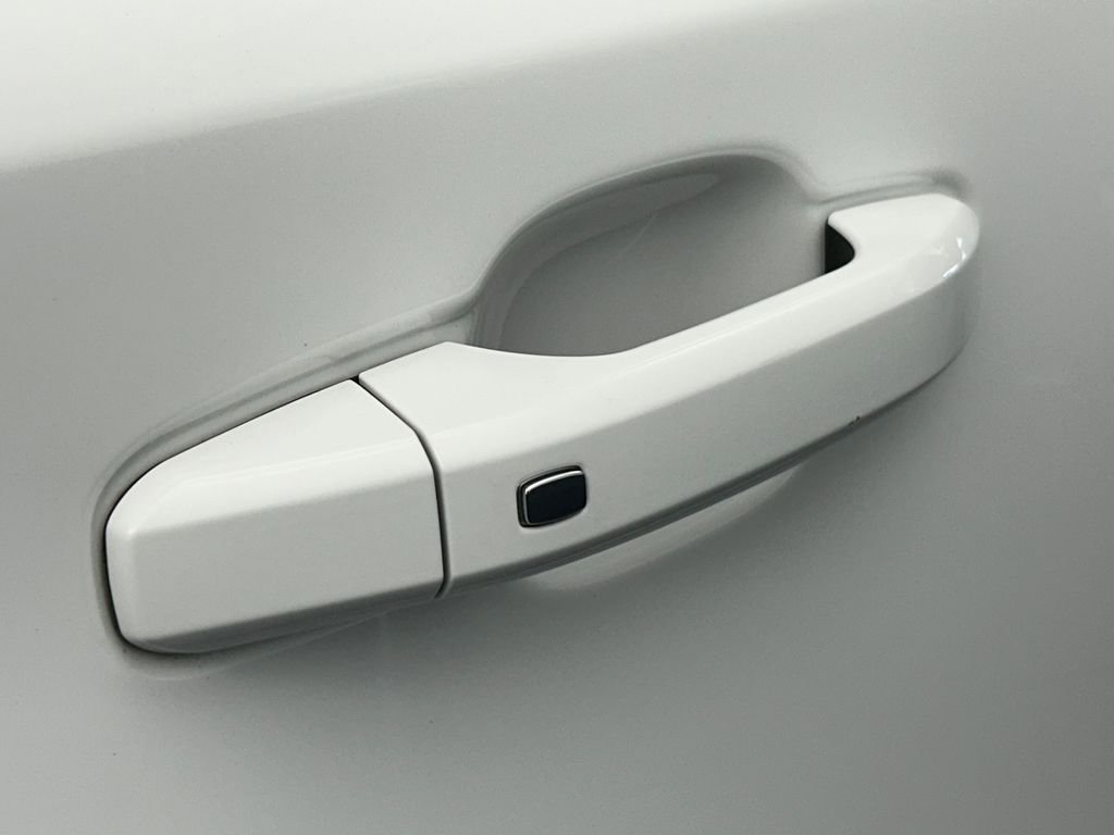 Used 2020 Chevrolet Silverado 1500 RST w/ All-Star Edition image 41