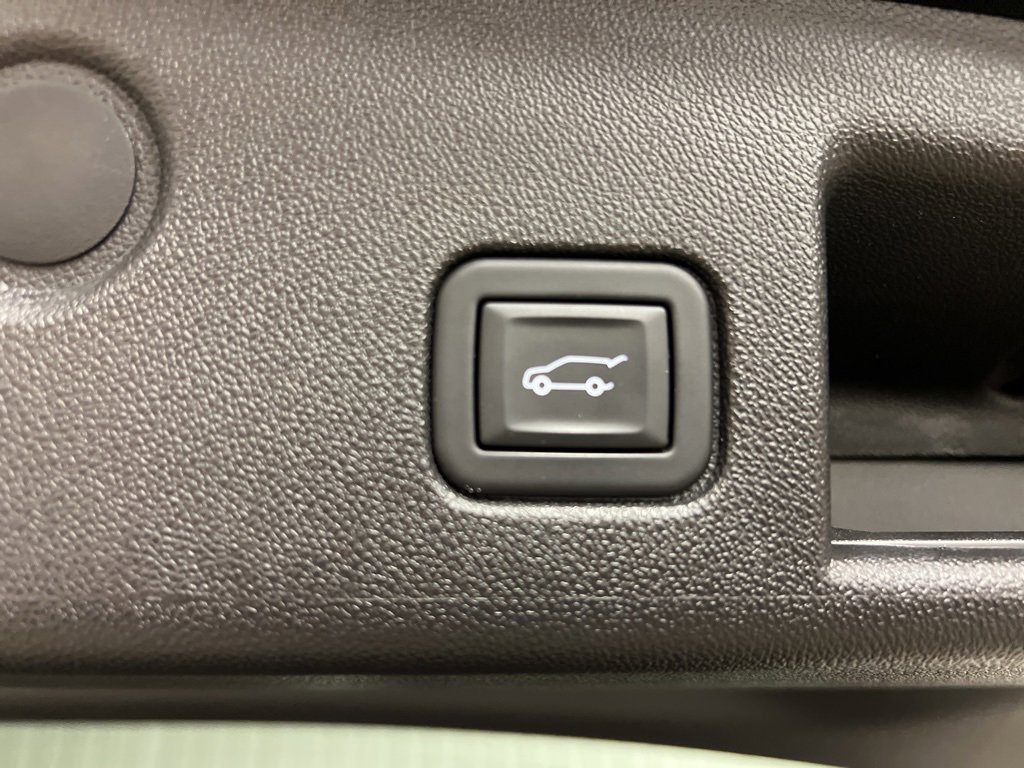 Used 2023 Chevrolet Equinox LT image 7