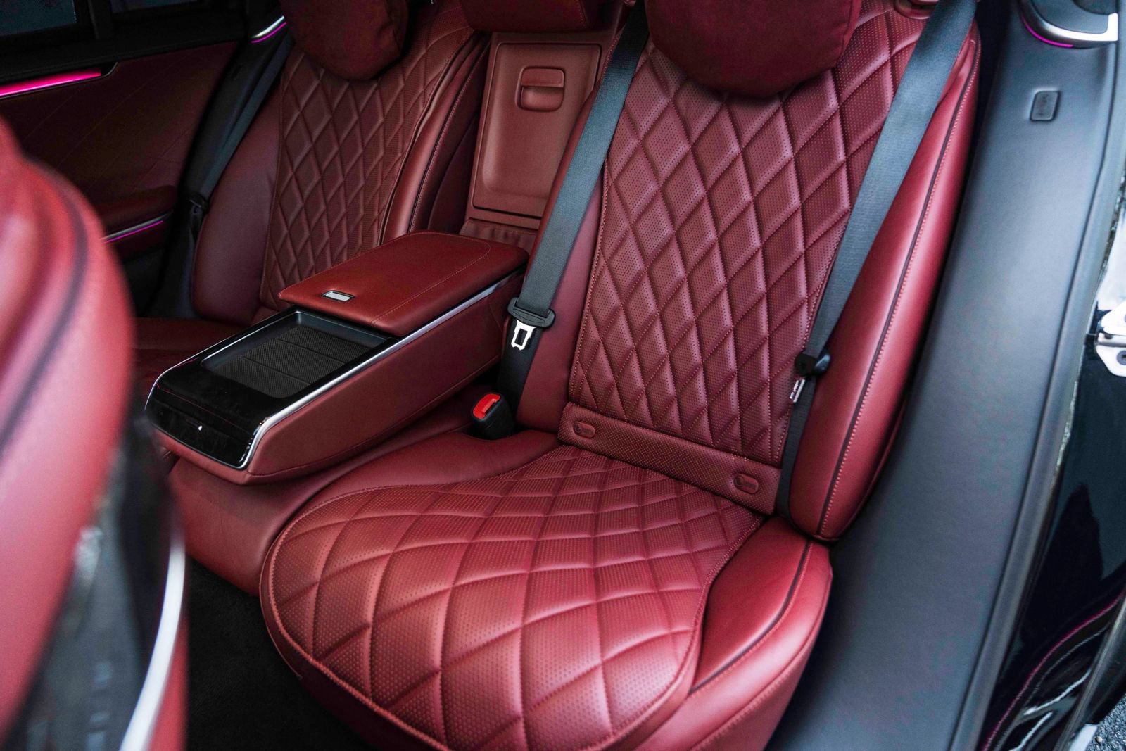 Used 2023 Mercedes-Benz S 500 4MATIC image 32