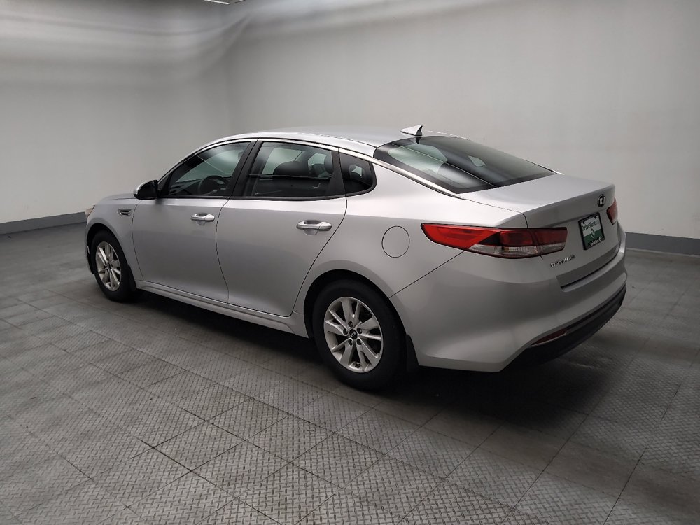 Used 2016 Kia Optima LX FWD image 3