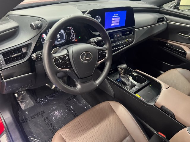 Certified 2025 Lexus ES 300h w/ Premium Package FWD image 16