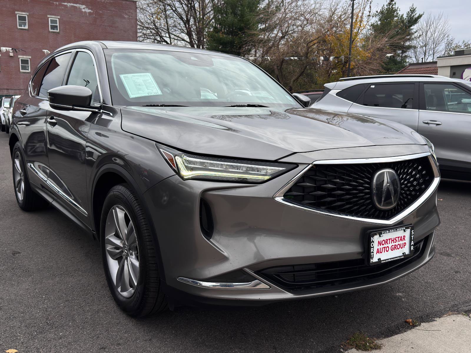 Used 2022 Acura MDX SH-AWD image 3