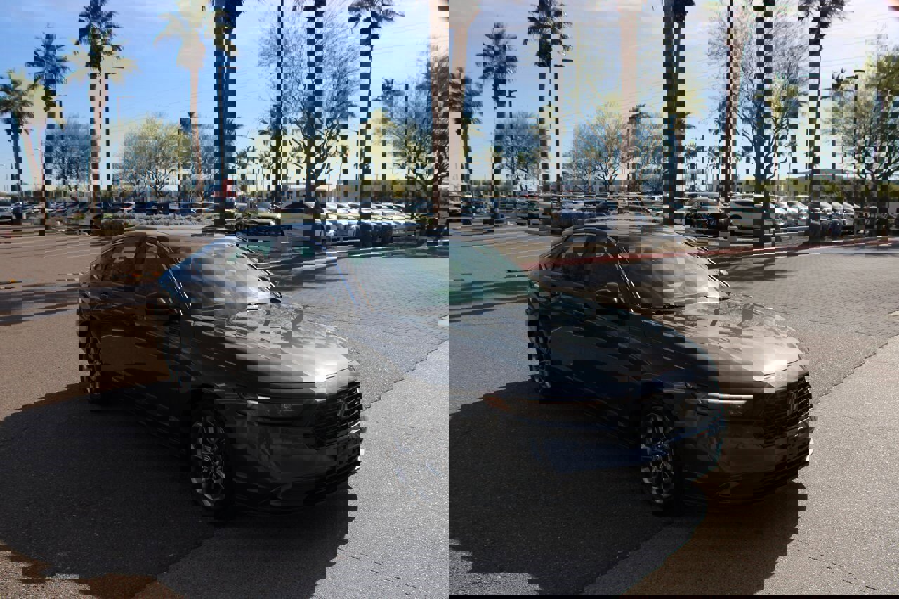 Used 2024 Honda Accord EX image 7