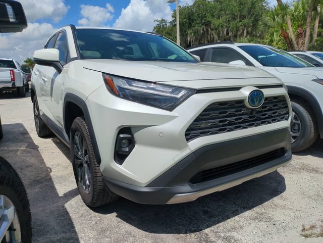 Used 2022 Toyota RAV4 Limited AWD/4WD image 2