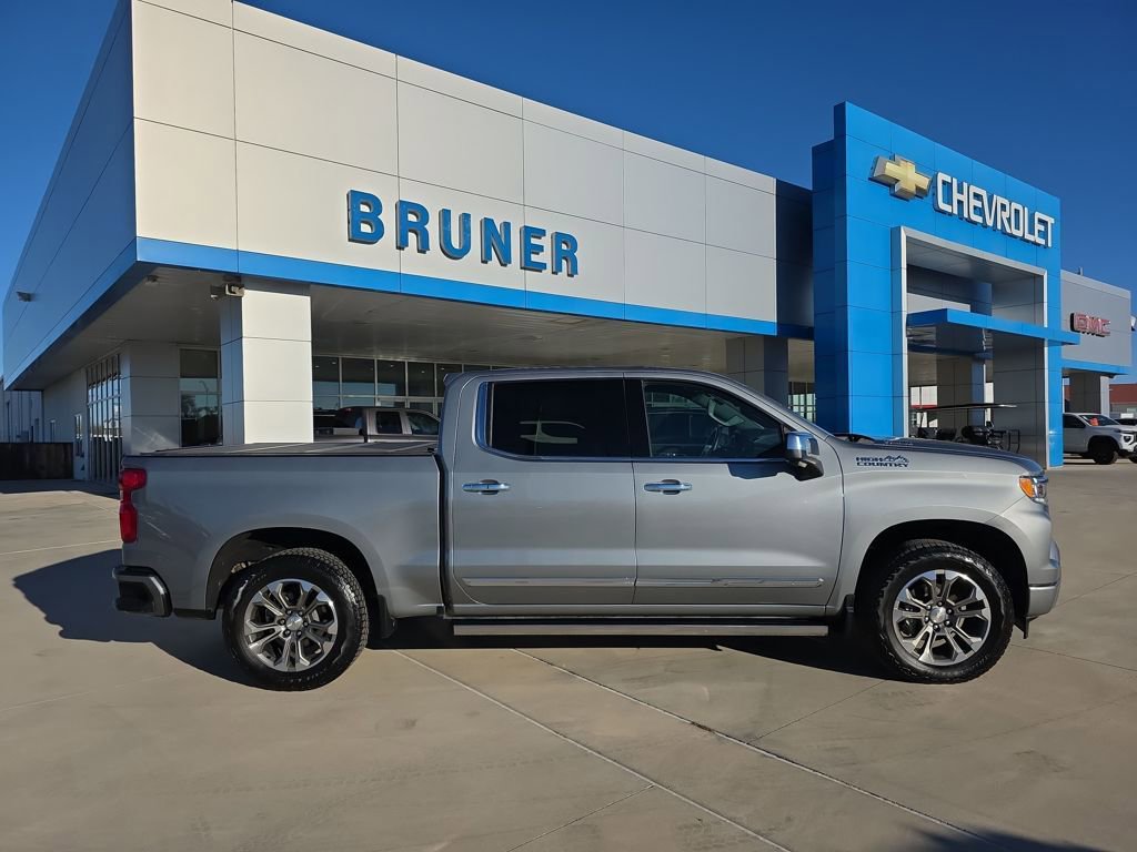 Used 2024 Chevrolet Silverado 1500 High Country w/ Z71 Off-Road Package image 22