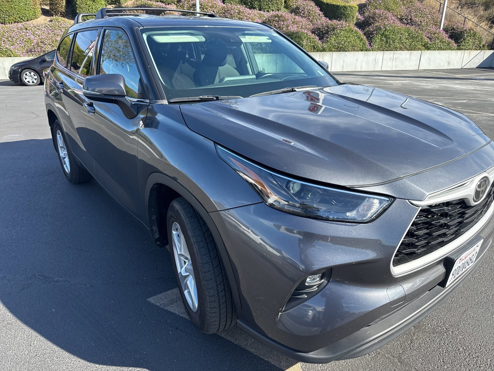 Certified 2022 Toyota Highlander LE