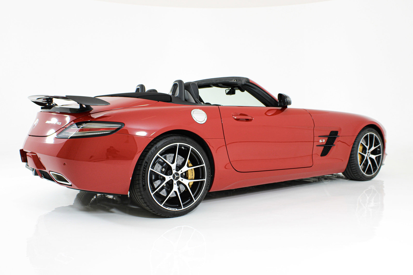 Used 2015 Mercedes-Benz SLS AMG GT Final Edition image 6