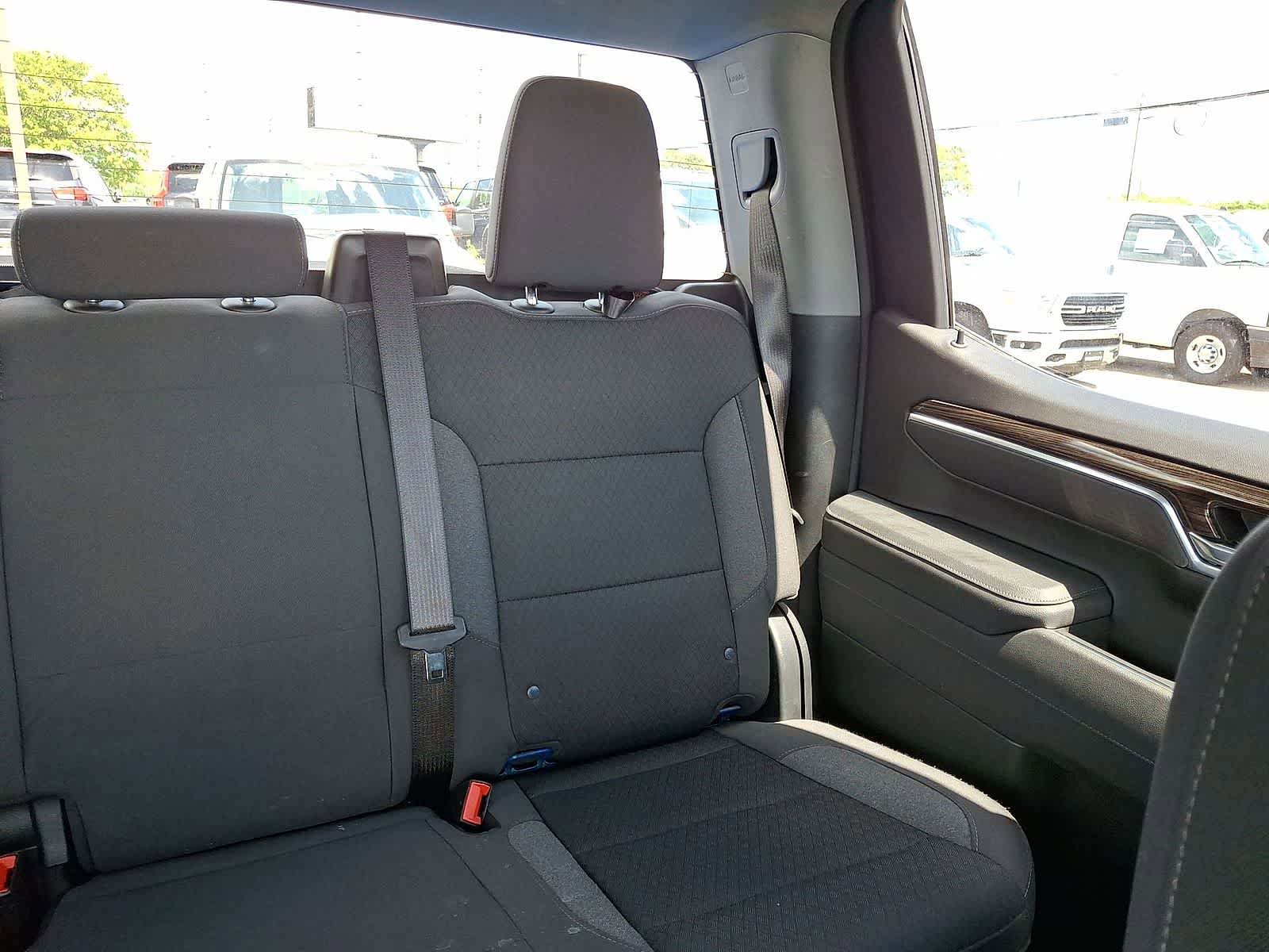 Used 2025 Chevrolet Silverado 1500 LT AWD/4WD image 15
