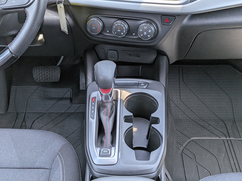 Certified 2026 Chevrolet Trax RS w/ Driver Confidence Package FWD image 18