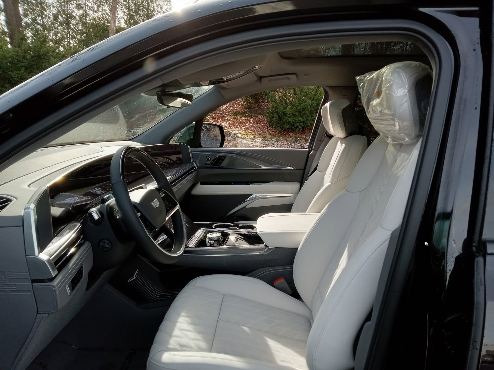 New 2026 Cadillac Escalade IQL Sport 1 w/ LPO, ONYX Package image 20