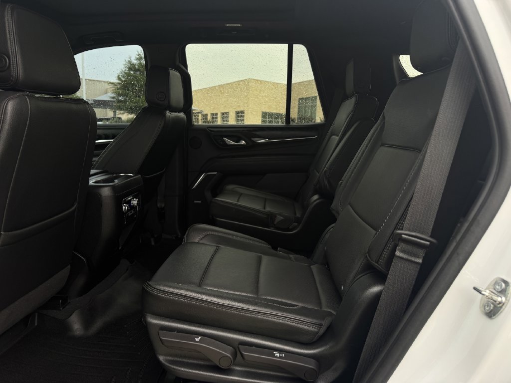 Used 2023 GMC Yukon Denali AWD/4WD image 26