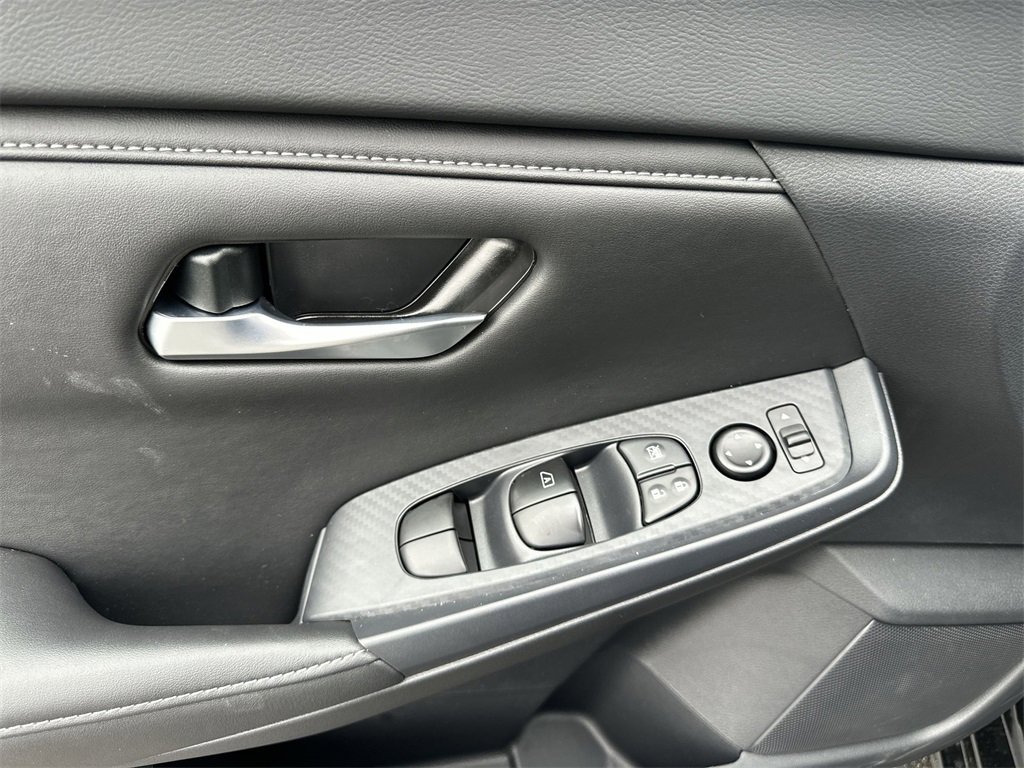 New 2025 Nissan Sentra SV image 13