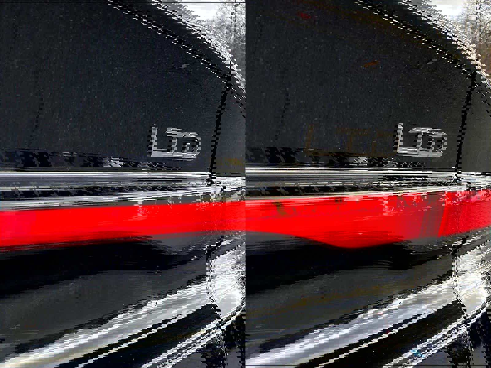 Used 2024 Toyota Prius Limited image 29