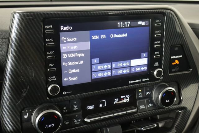 Used 2022 Toyota Highlander XLE FWD image 36