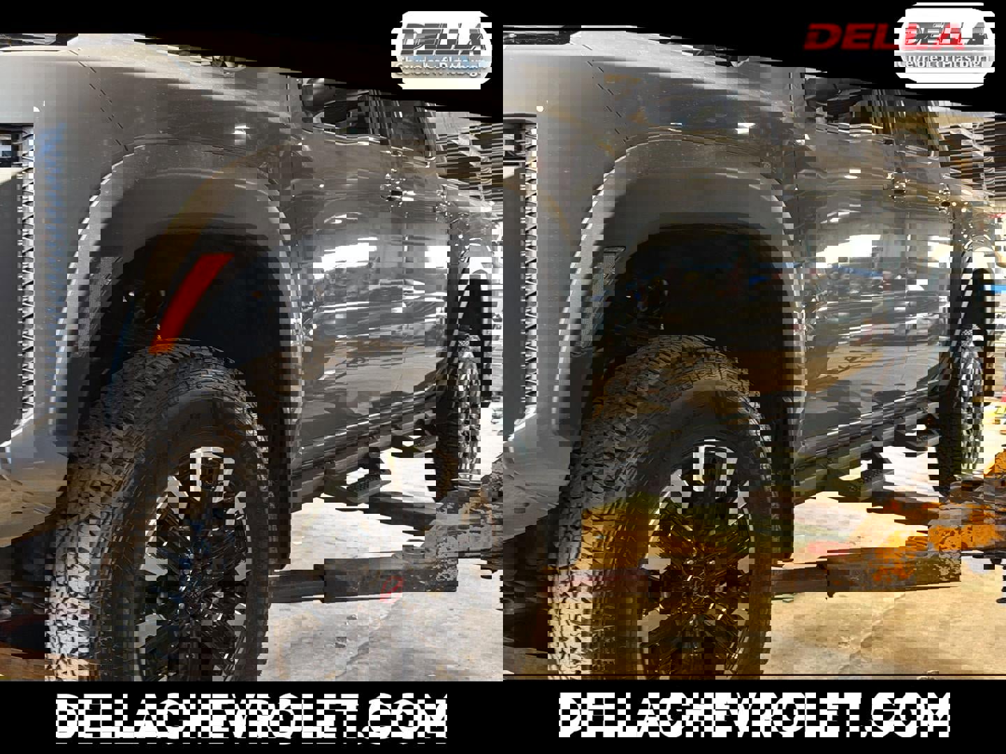 Used 2023 Nissan Frontier PRO-4X w/ Pro Convenience Package image 1