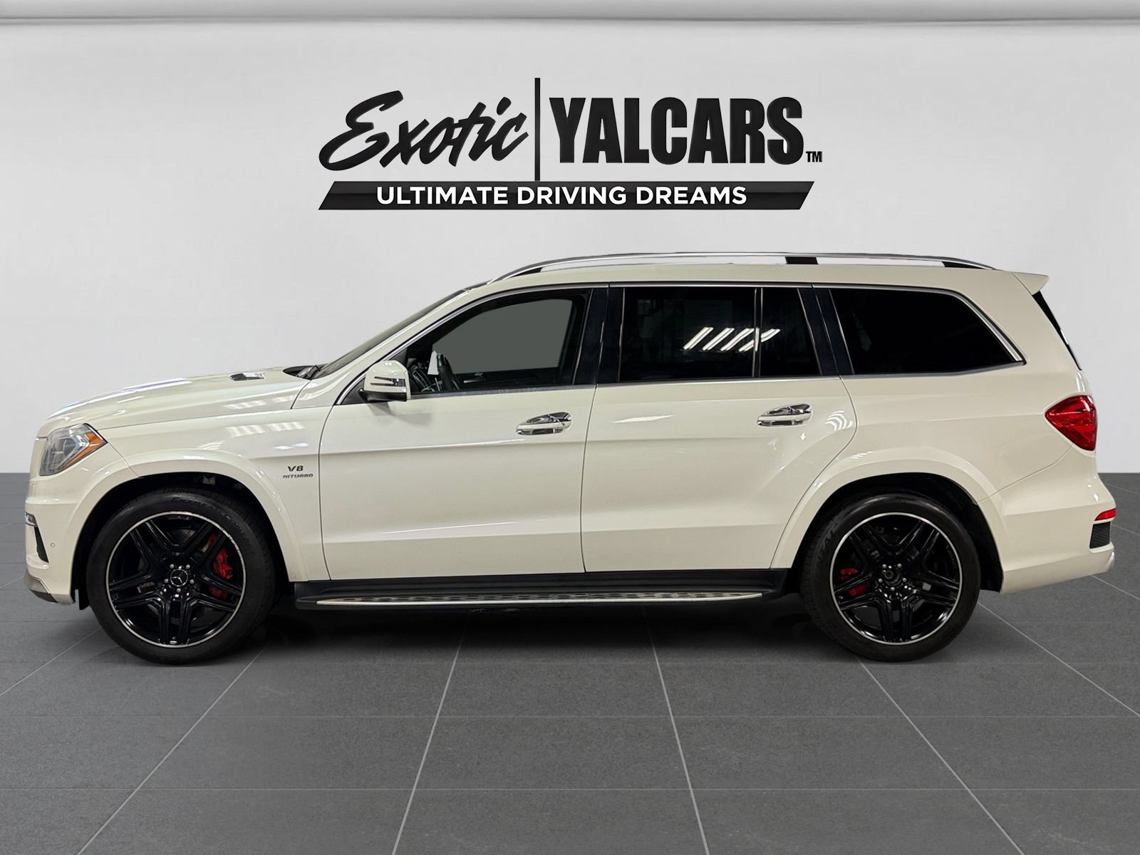 Used 2015 Mercedes-Benz GL 63 AMG 4MATIC w/ Accessory Chrome Package image 2
