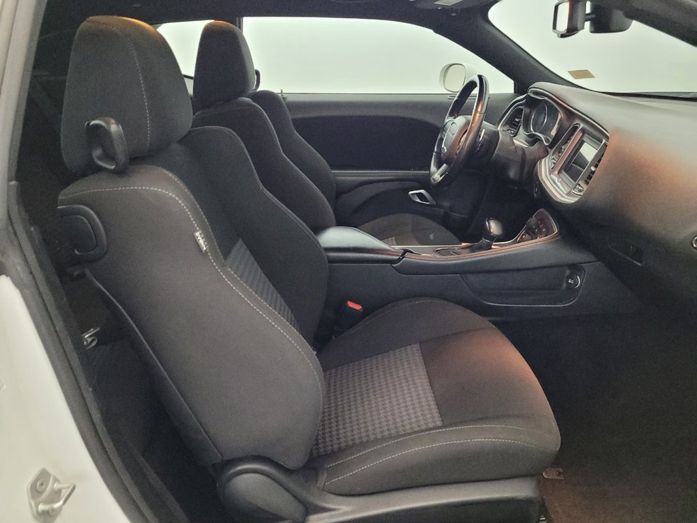 Used 2022 Dodge Challenger GT AWD/4WD image 21
