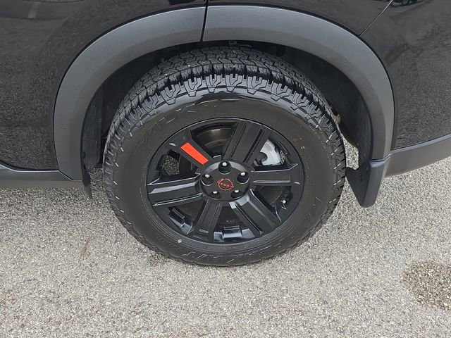 Used 2025 Nissan Rogue SV image 33