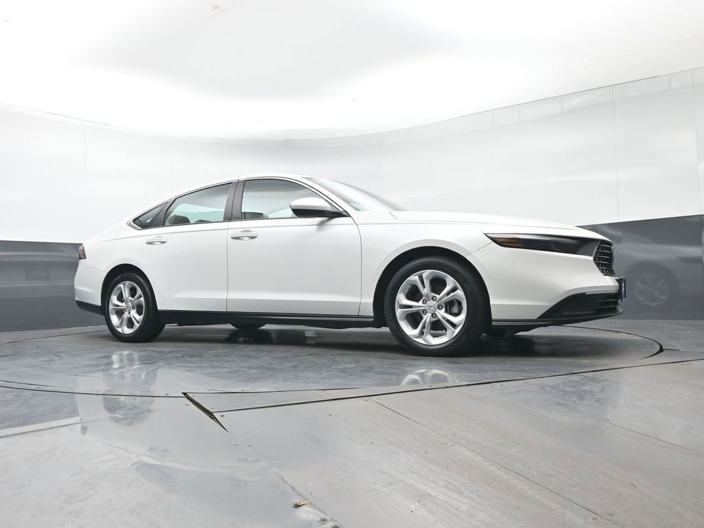Used 2024 Honda Accord LX image 29