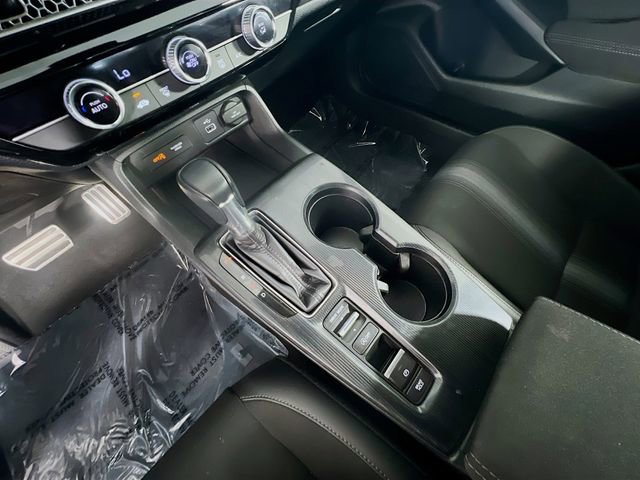 Used 2023 Honda Civic Sport image 25