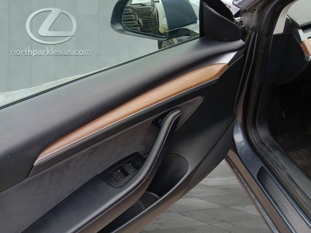 Used 2022 Tesla Model 3 Long Range image 8