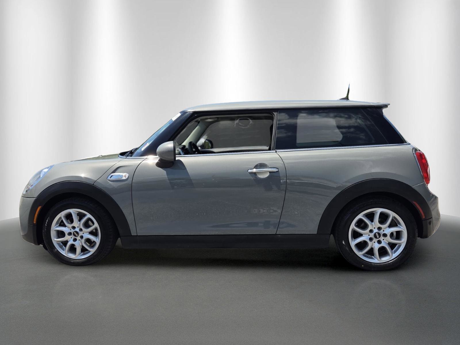Used 2018 MINI Cooper S image 4