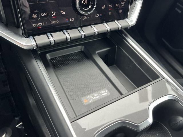 New 2025 GMC Acadia Elevation image 18