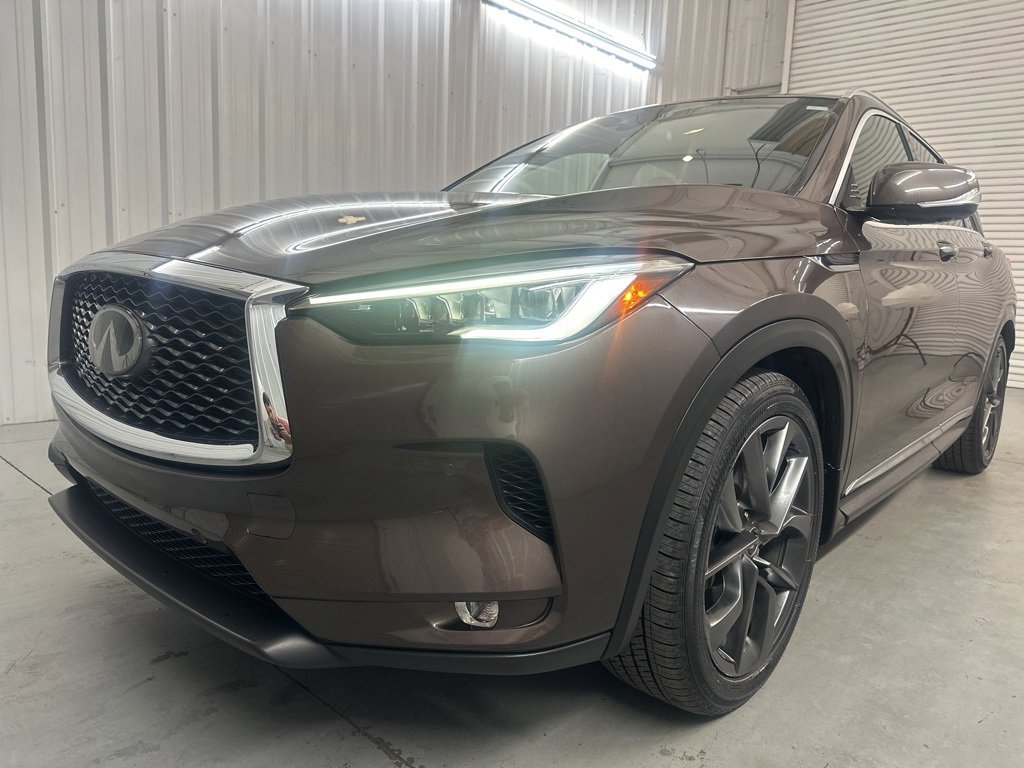 Certified 2019 INFINITI QX50 Essential w/ Sensory Package image 8