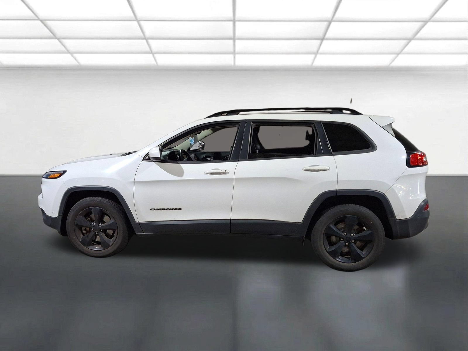 Certified 2018 Jeep Cherokee Limited w/ Technology Group AWD/4WD image 9