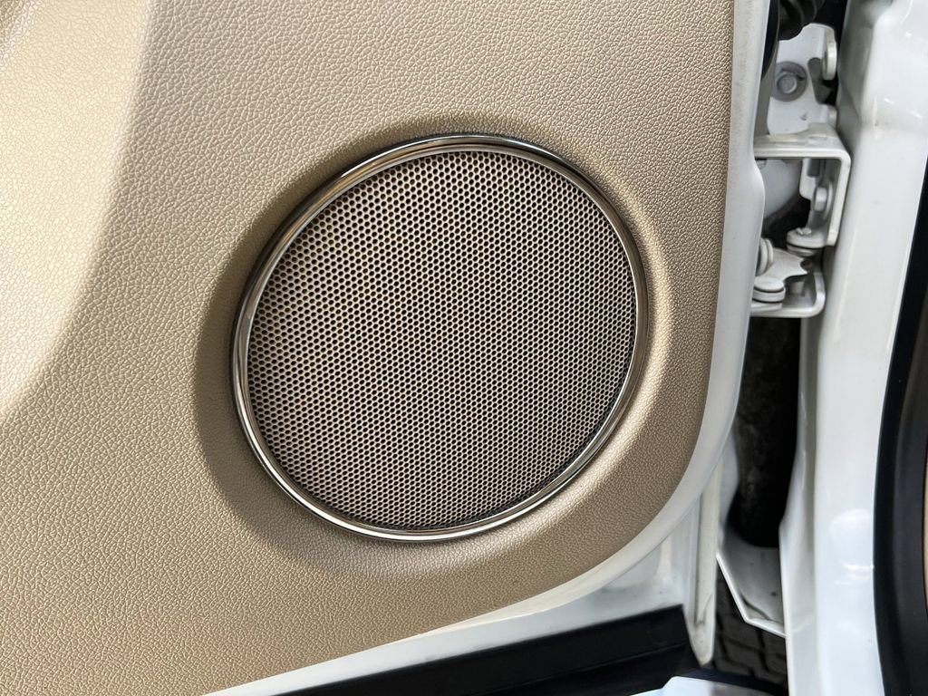 Used 2013 GMC Sierra 3500 Denali image 21