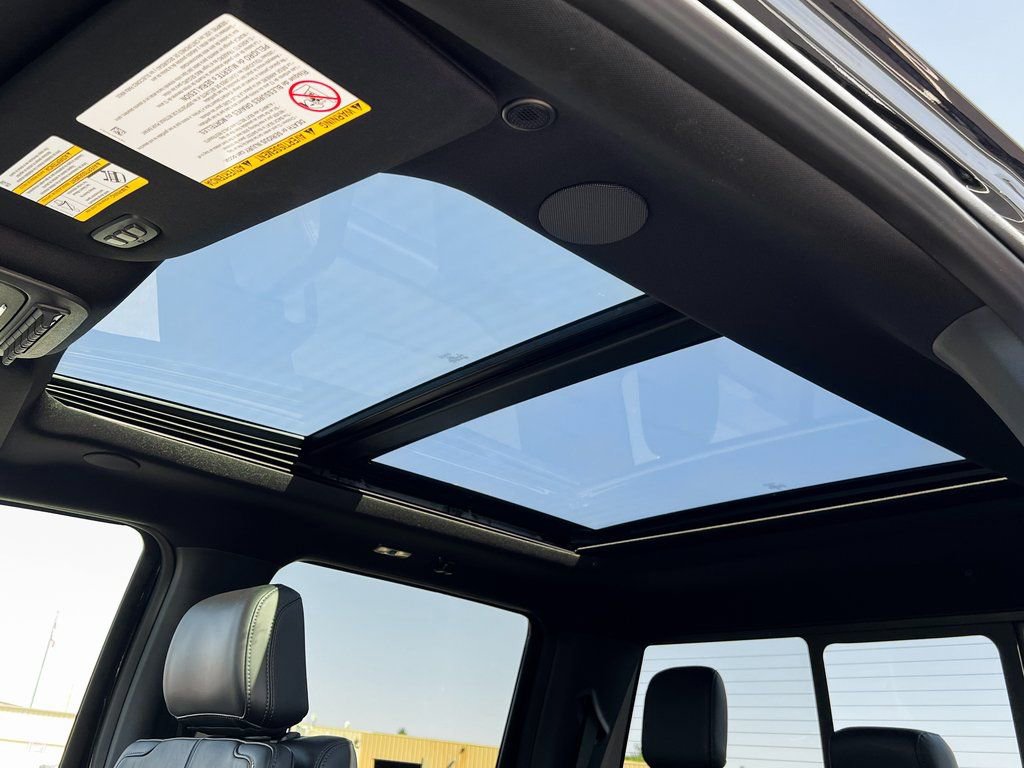 Used 2025 Ford F250 Platinum image 7