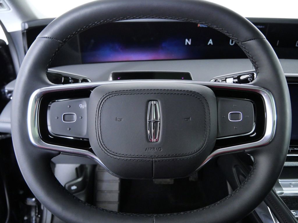 New 2026 Lincoln Nautilus Reserve image 22