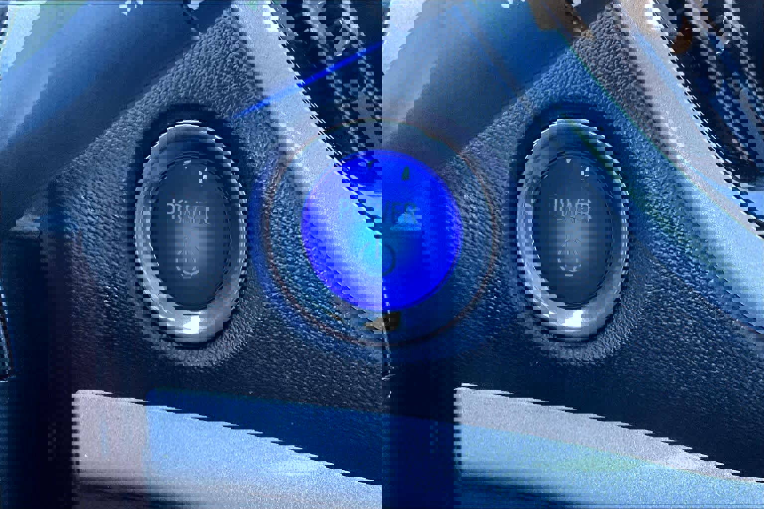 Used 2017 Chevrolet Volt LT w/ Comfort Package image 34