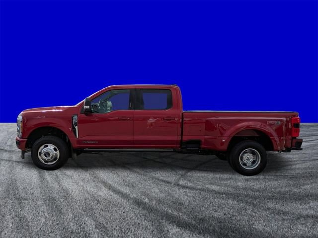 Certified 2026 Ford F350 Platinum w/ FX4 Off-Road Package image 7