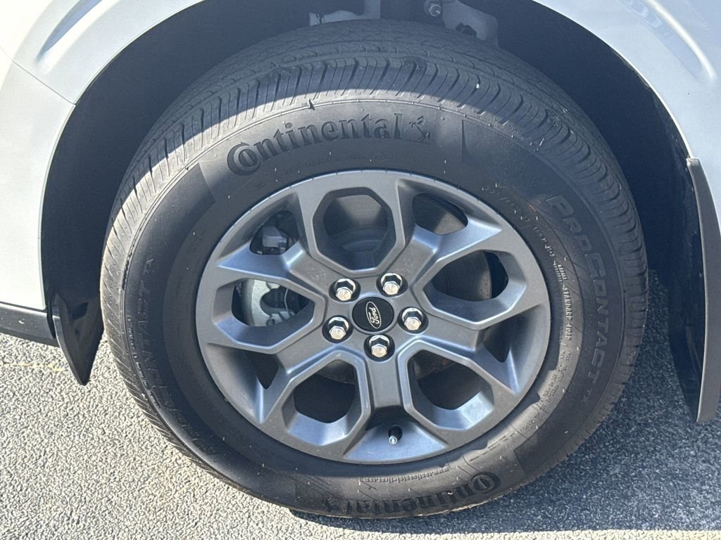 Used 2025 Ford Maverick XLT w/ XLT Luxury Package image 11