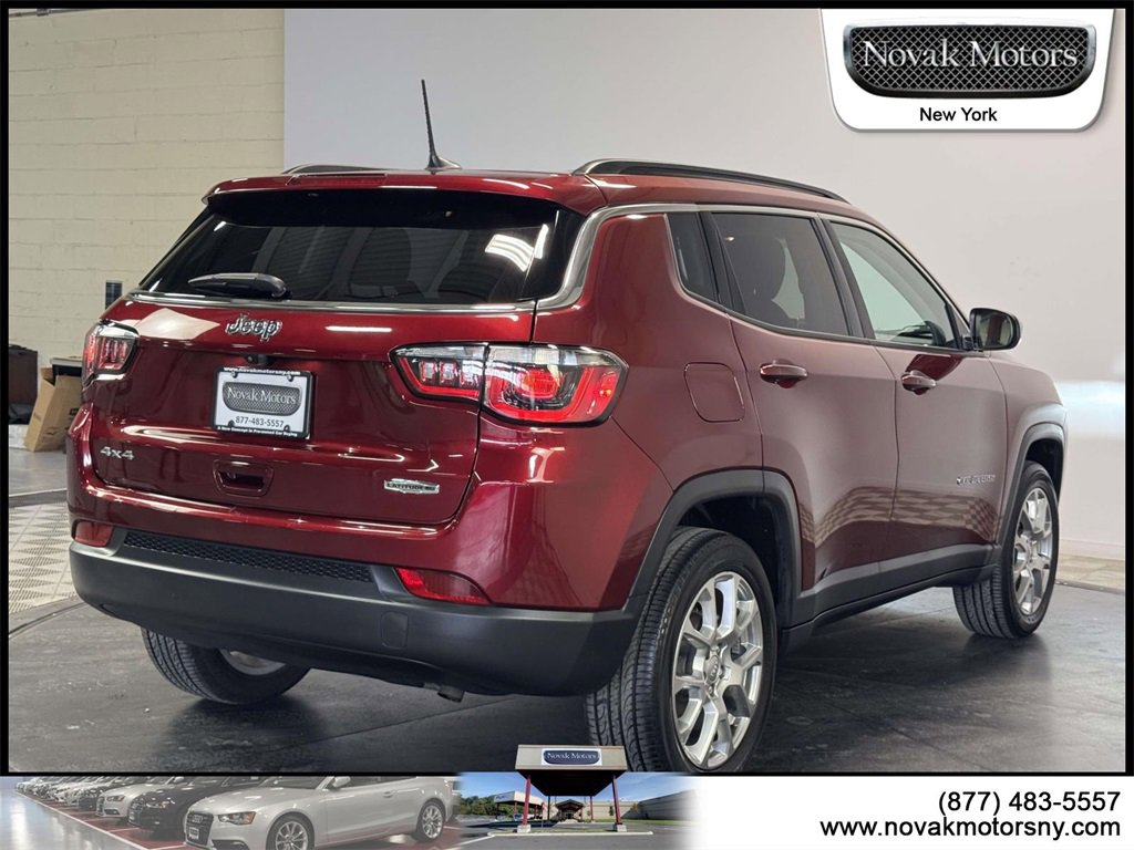 Used 2022 Jeep Compass Latitude image 10