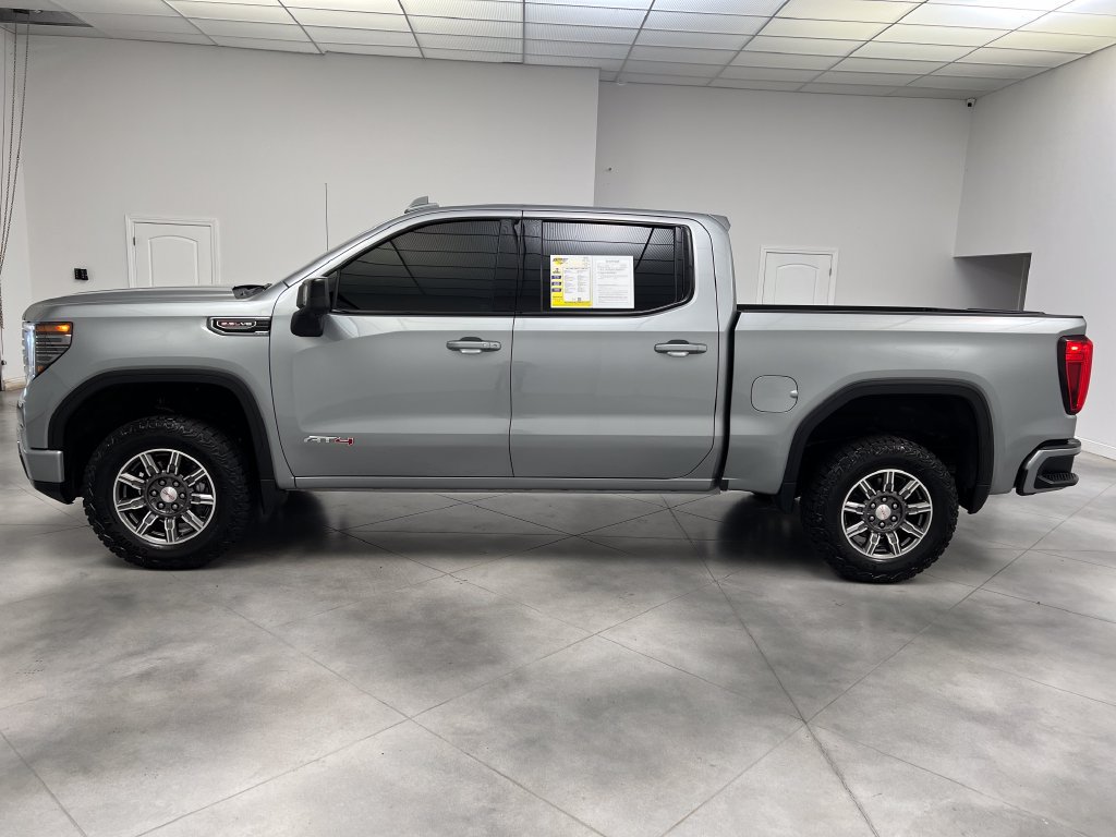 Used 2025 GMC Sierra 1500 AT4 AWD/4WD image 5