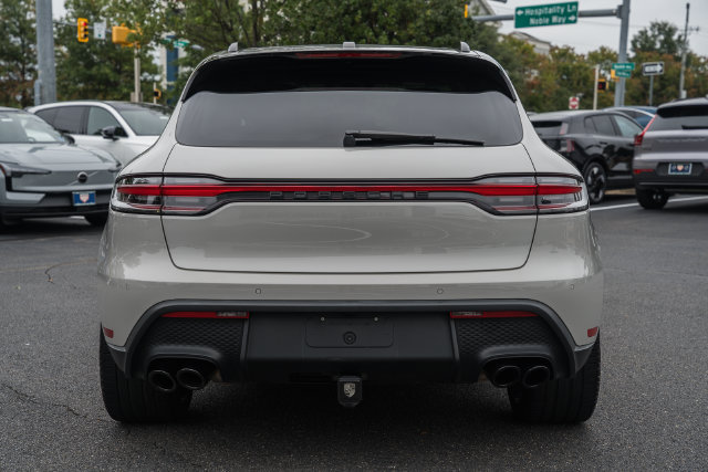 Used 2022 Porsche Macan AWD/4WD image 6