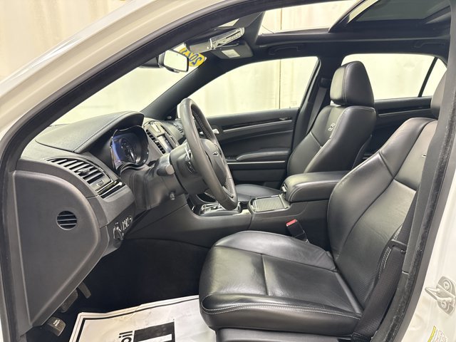Used 2023 Chrysler 300 S w/ Comfort Group image 12