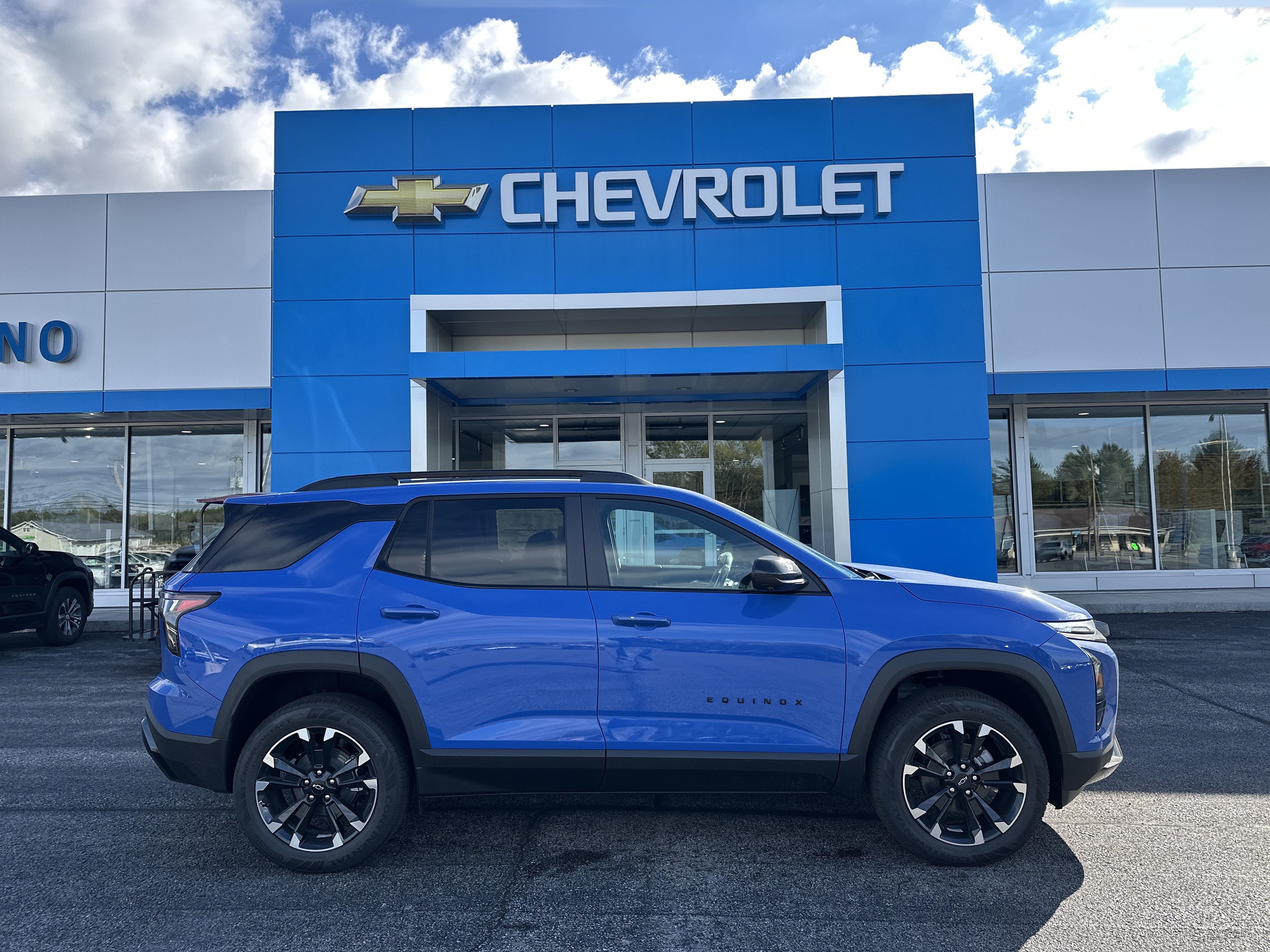 New 2027 Chevrolet Equinox RS w/ Safety and Technology Package AWD/4WD image 1