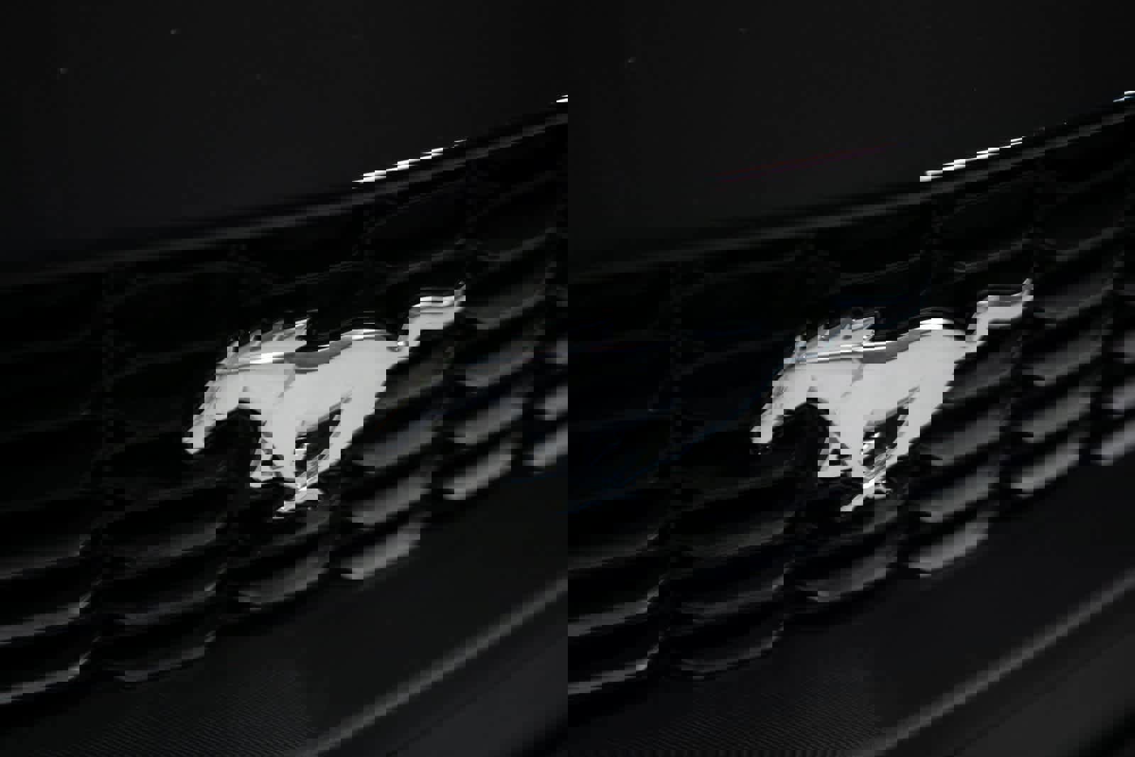 Used 2024 Ford Mustang EcoBoost image 28