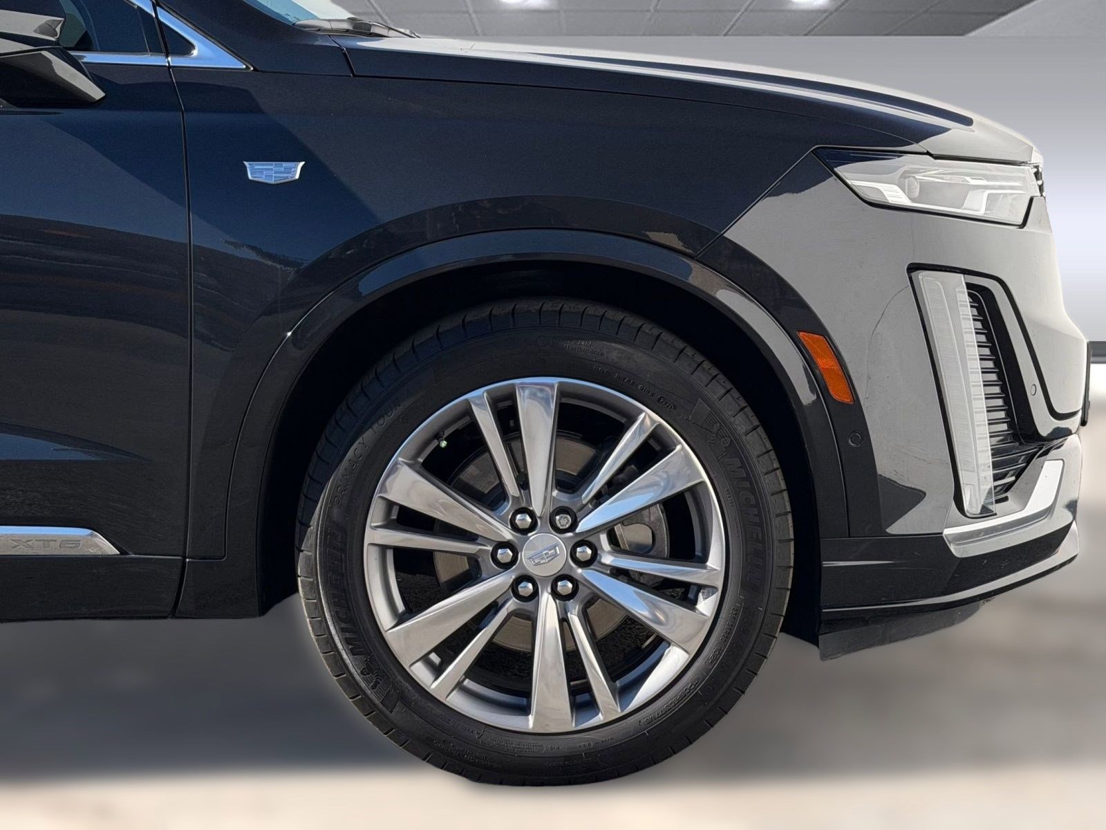Used 2020 Cadillac XT6 Premium Luxury image 10