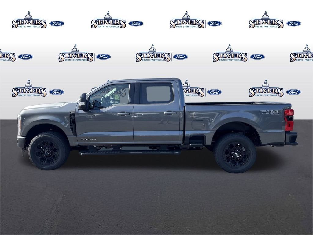 New 2026 Ford F250 Lariat w/ Black Appearance Package image 8